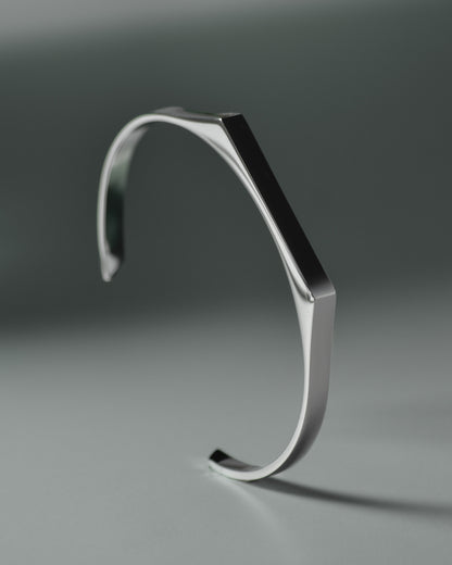 Linear Cuff